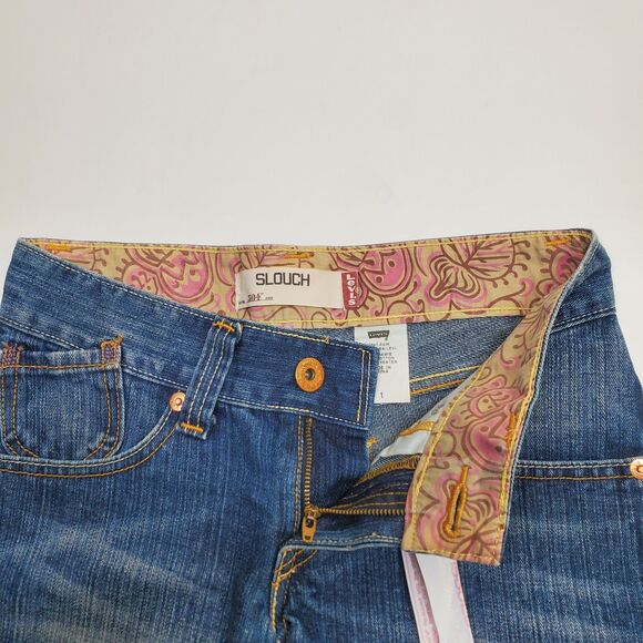 Levi’s Shorts Women Size 1 Slouch 504 Dark Way Distressed Hem Legs NEW - Picture 4 of 14